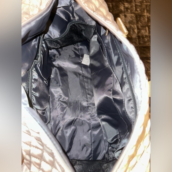 Diaper Bag Tote w/Pacifier Case & Changing Pad.Large Capacity *Brand New w/Tags - Picture 12 of 16